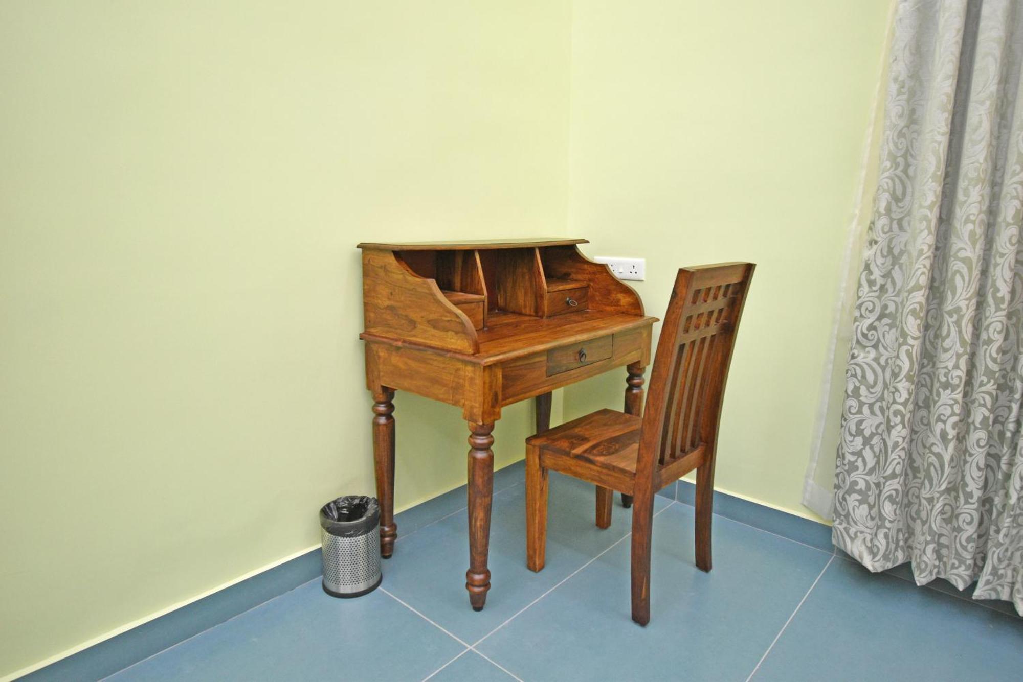 Le Colonial Suites Puducherry Exterior foto